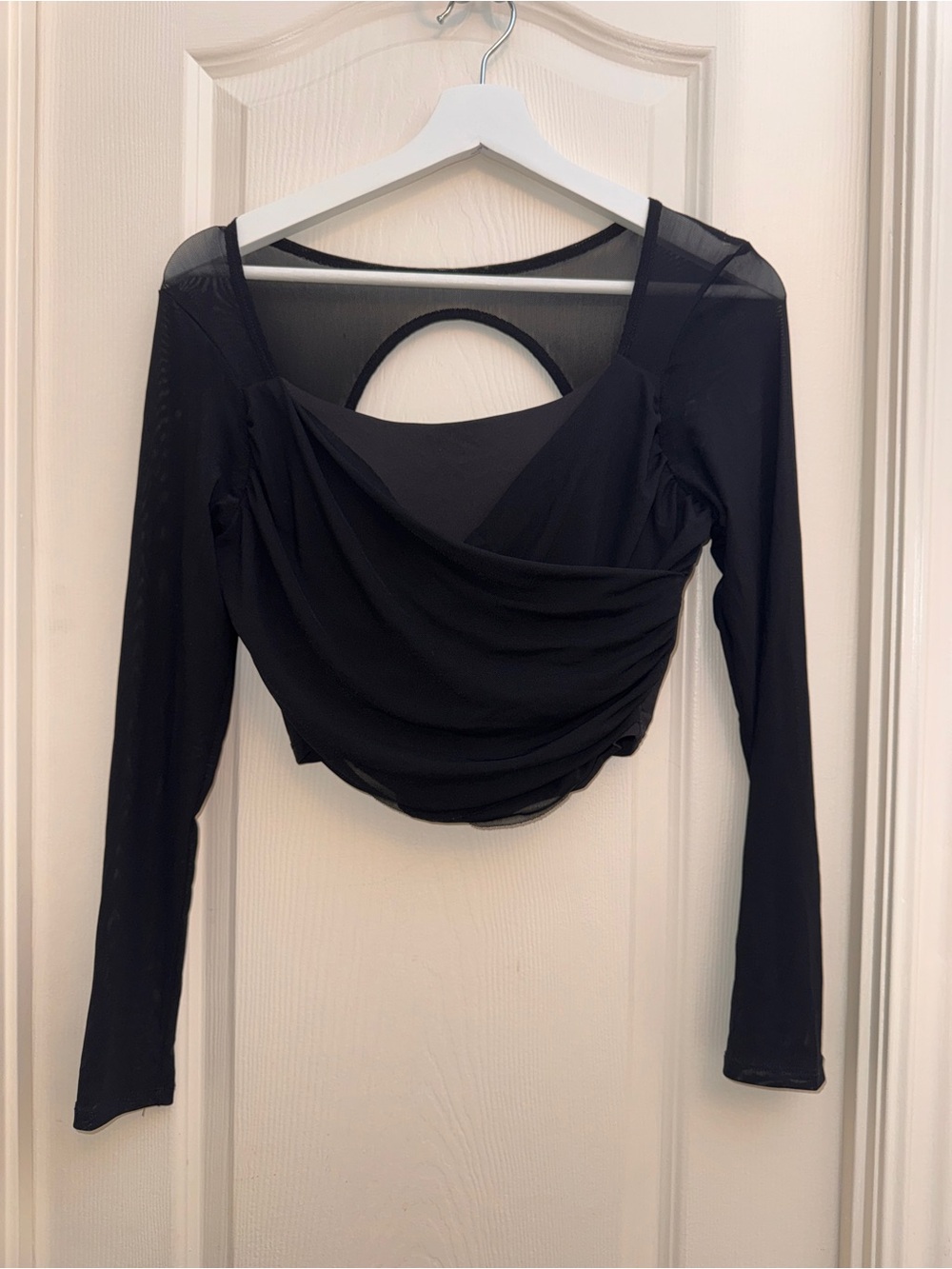 Black Long-Sleeve Open BackDraped Crop Top - Women